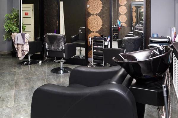 Omysalon Hair Styling Chairs – Comfort Meets Durability